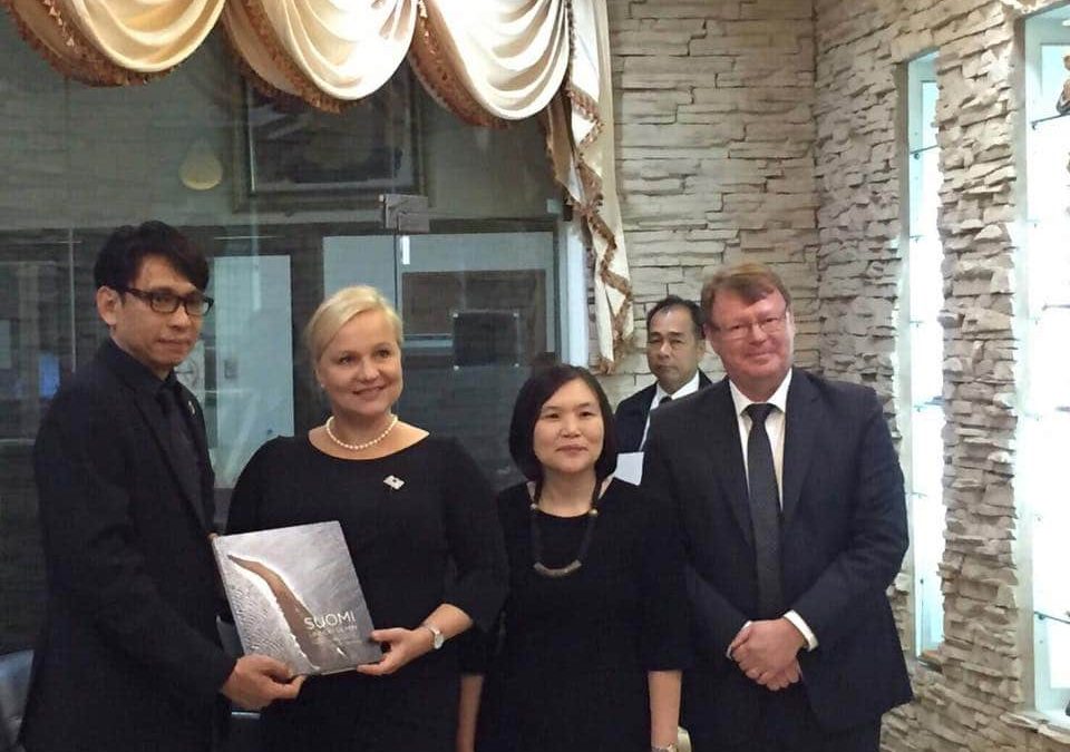 会见泰国驻芬兰大使Satu suikkari-kleven女士阁下